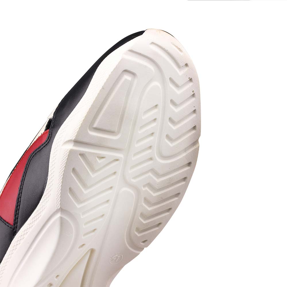 کفش ورزشی مخصوص پیاده روی جنس چرم مصنوعی