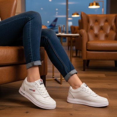 خرید آنلاین کتونی اسپرت زنانه پانیک مدل وی کد 18