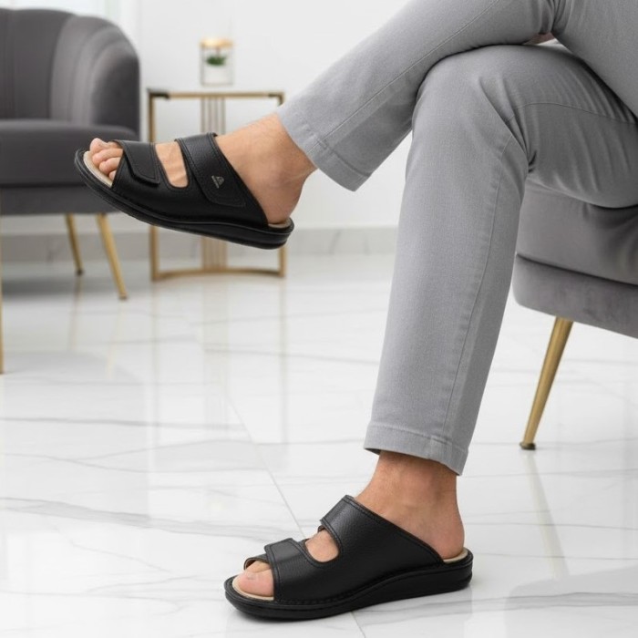 دمپایی چرمی مردانه آرای مدل آتیلا کد 01