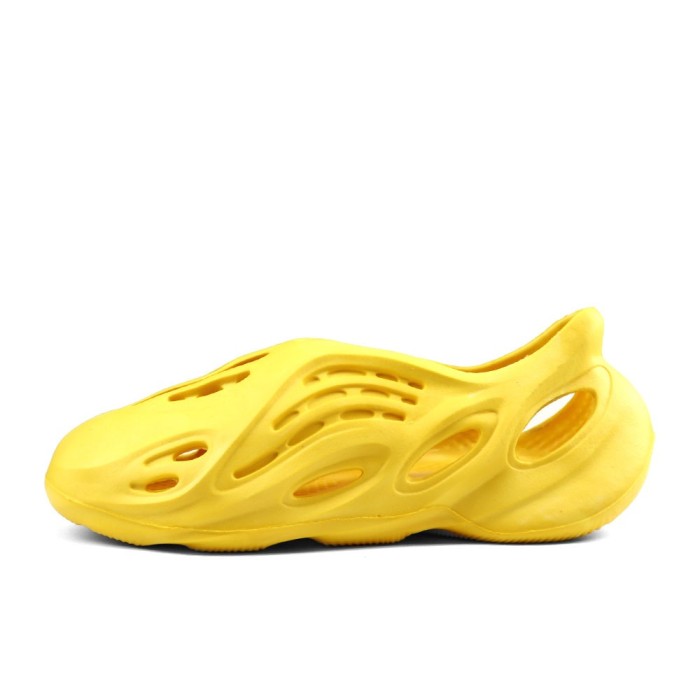 کفش پسرانه پاپا مدل فضایی کد 05