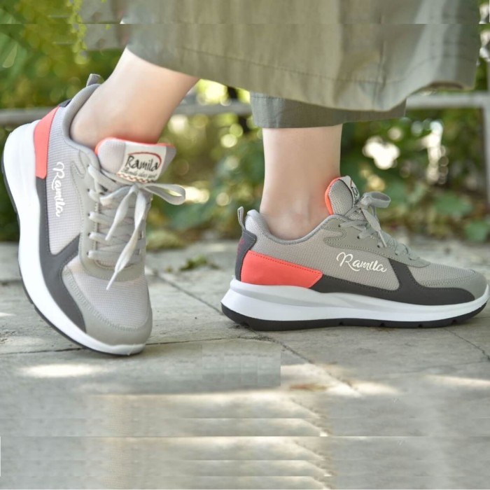 کتونی زنانه رامیلا مدل رومانی کد 220